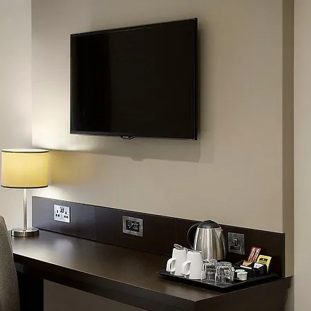 Premier Centre Leeds (West Yorkshire)