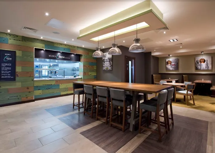 Premier Centre Hotel 3*